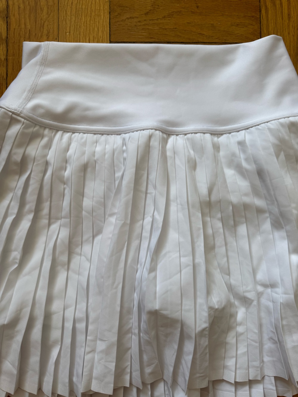 ALO White Pleated Tennis Skirt - Picture 3 of 4